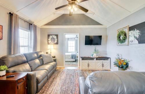 Ninnekah House | Pet-Friendly Home with Porch Near Chickasha!