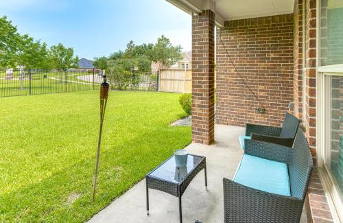 Iowa Colony House | Pet-Friendly Home with Patio and Yard in Rosharon
