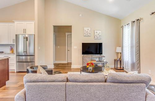 Loris House | Pet-Friendly Home with Patio in Loris!