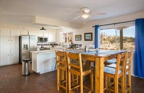 Placitas House | Pet-friendly house 35 minutes from ABQ airport; 45 minutes to Santa Fe; Artsy