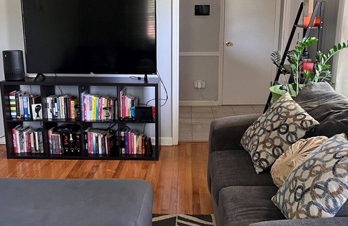 Greensboro House | Pet-friendly house w/ fenced backyard-minutes from downtown & furniture market.