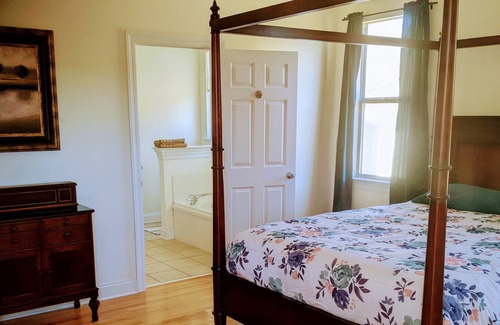 Folsom House | Pet friendly House with pool
