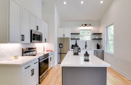 Northside House | Pet-Friendly Houston Home ~ 3 Mi to Downtown!