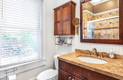 Reynoldstown House | Pet-friendly Inman Park Bungalow (3 bedroom / 3 bathroom)