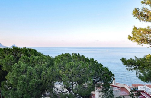 Torre Colonna-sperone House | Pet friendly home in Altavilla Milicia