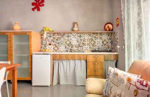 Leporano House | Pet-Friendly Holiday Home "A casa di Pietro Cinque"