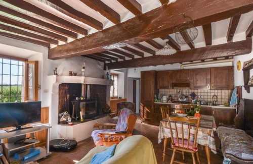 Canossa House | Pet friendly home in Monchio delle Olle