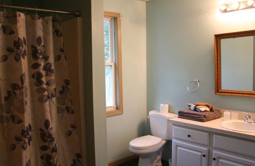 Ashland City House | Pet friendly! Kayaks & fishing. Cozy countryside property outside of Nashville.