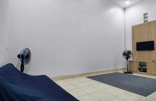 Cirebon House | Pet Friendly - KenVan Homestay Cirebon