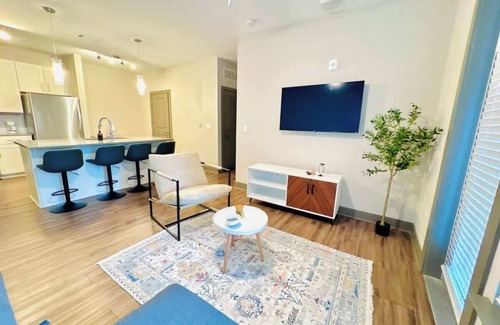 Florida Central Atlantic Coast Apartment | Pet-Friendly, King Bed, 15 Min to Parks, Amenities