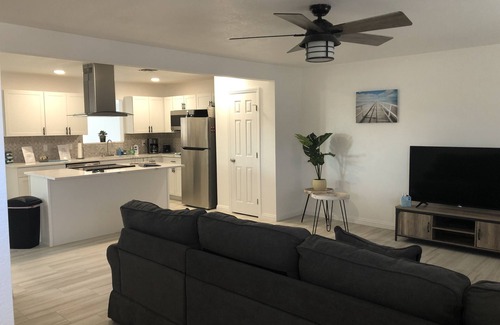 Lake Havasu City House | Pet friendly Lake Home w/Open Concept, Boat Parking