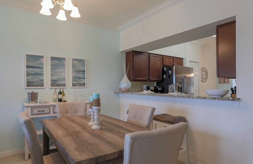 Lakewood Ranch Condo | Pet-friendly lakefront condo at Lakewood National Golf Club - Day Dreamer