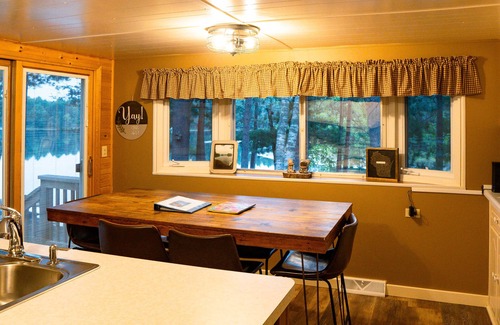 Minocqua House | Pet Friendly, Lake Fun! Dragonfly Trail Retreat