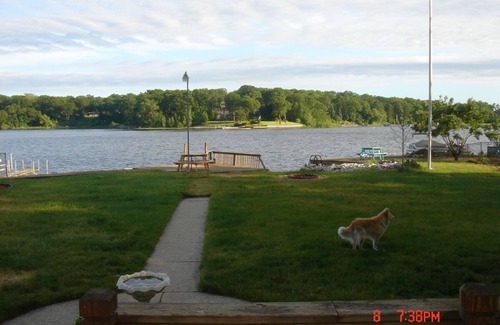 Norton Shores House | Pet Friendly Lakefront Beach Cottage