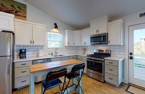 Port Aransas House | Pet Friendly, Large Fenced Yard, Shaded Back Porch, Ample Parking