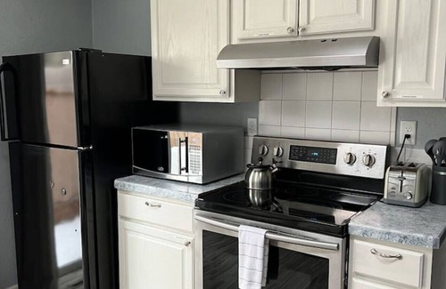Loveland House | Pet-Friendly Loveland Charmer Perfect Location