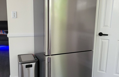 Ellen Grove House | Pet Friendly Luxury Home - Sleeps 6