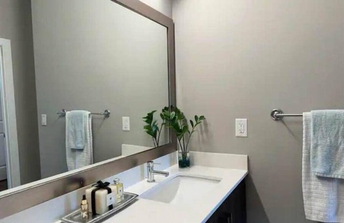 Great Neck Apartment | Pet-Friendly, Luxury Full-Amenities Apartment in Great Neck