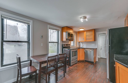 Malden Apartment | Pet-Friendly Malden Apartment: 7 Mi to Boston!