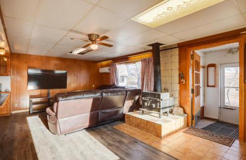 Harlowton House | Pet-Friendly Malta Home about 2 Mi to Milk River!