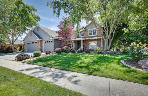 Meridian House | Pet-Friendly Meridian Vacation Rental with Fire Pit!