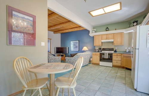 Amalia Cabin | Pet-Friendly Mountain Cabin in Taos County!
