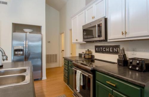 Hillwood House | Pet Friendly - Near DT Nash & Music Row