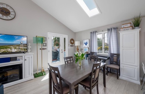 Del Haven House | PET FRIENDLY NEAR THE BAY!