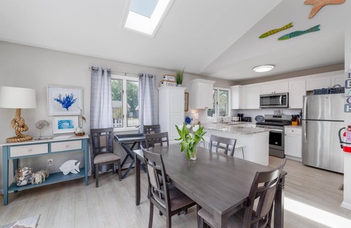 Del Haven House | PET FRIENDLY NEAR THE BAY!