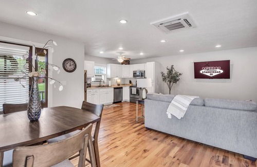 Starkville House | Pet Friendly | Newly Updated