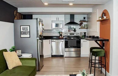 West Colfax Apartment | Pet-Friendly Newton Apartment. Walking distance to local RTD