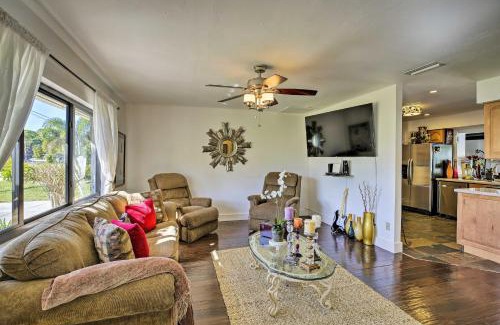 Pine Island Center House | Pet-Friendly Oasis with Deck and Fire Pit in Bokeelia!