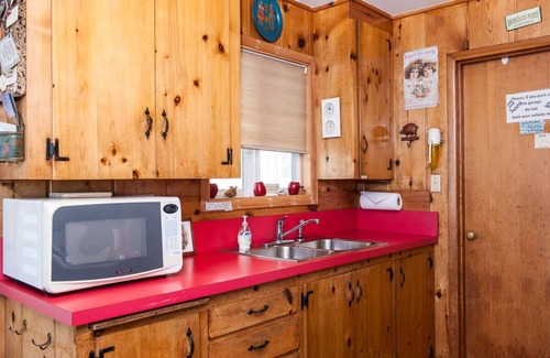 Roads End House | Pet friendly oceanfront home w/direct beach access in Lincoln City's Roads End!