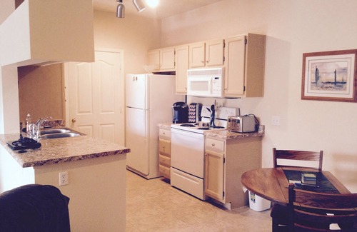 Foothills Condo | Pet friendly, one bedroom condo