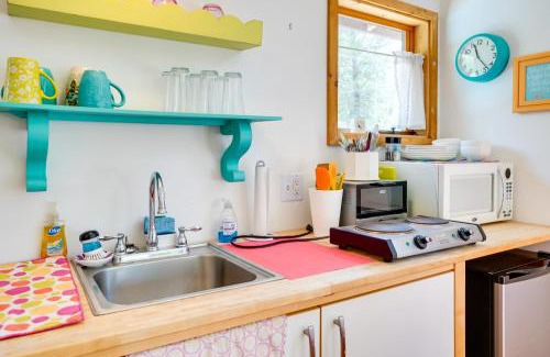 Patagonia Apartment | Pet-Friendly Patagonia Apt about 12 Mi to Wineries!