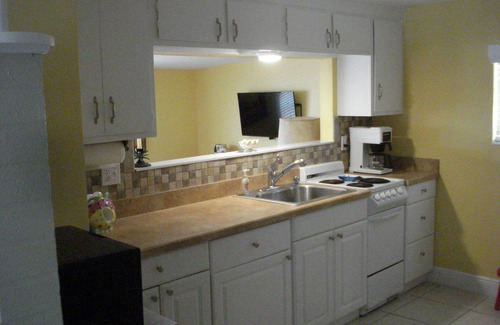 Cape Cay Cottage | Pet friendly Piece of Paradise in Waterfront house w/gulf access & boat ramp