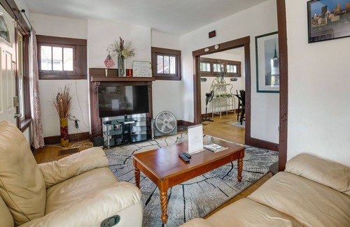 Wilkinsburg House | Pet-Friendly Pittsburgh Home ~ 9 Mi to Downtown!