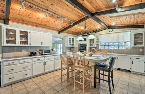 Williamson House | Pet-Friendly Prescott Home on 3 Acres with Sunroom