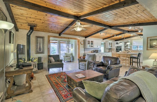 Williamson House | Pet-Friendly Prescott Home on 3 Acres w/Sunroom