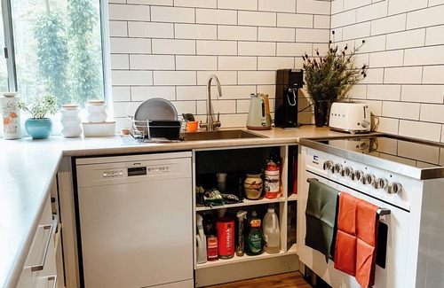 Upper Orara Cottage | Pet Friendly Private Bush Cottage