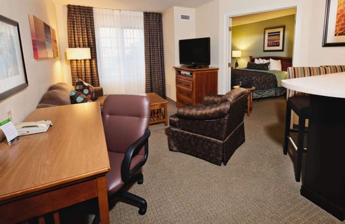 Las Colinas Hotel | Pet-friendly Property! w/Pool and Parking, Near Parmenter Gazebo Garden