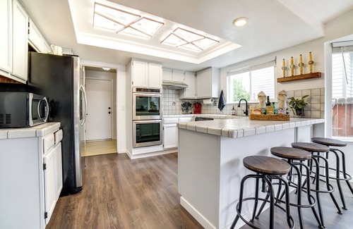 Northwest Reno House | Pet-Friendly Reno Hideaway w/Private Hot Tub!
