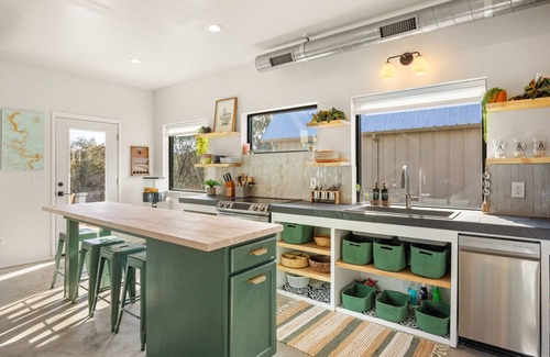 Granbury House | Pet-friendly retreat in Granbury with loft, fire pit, and boat launch 2 mi away.