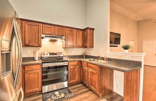 Charlotte House | Pet-Friendly Retreat w/Yard: ~ 8 Mi to Downtown!