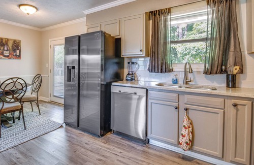 Church Street House | Pet-Friendly Rex Vacation Rental: 18 Mi to Atlanta