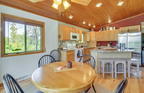 Richville Cabin | Pet-Friendly Richville Vacation Rental w/Dock!