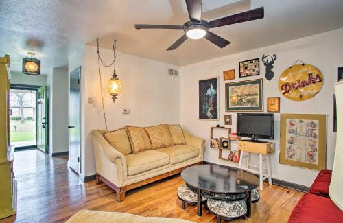 Fort Worth House | Pet-Friendly River District Home with Fenced Yard