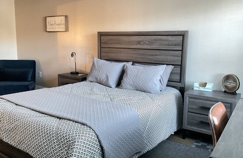 Suncook Apartment | - Pet Friendly - Riverfront - Lakes - Seacoast - Boston -