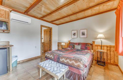 Ruidoso Apartment | Pet-Friendly Ruidoso Studio about 5 Mi to Alto Lake!