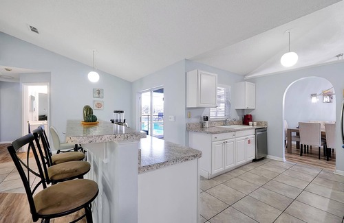 Sunridge Woods House | Pet-Friendly | Saltwater Pool, Hot Tub & BBQ